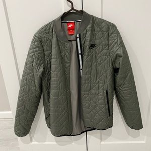 Nike light down jacket szM